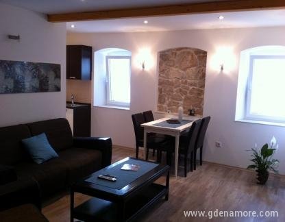 Apartment Toma, private accommodation in city &Scaron;ibenik, Croatia